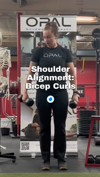 shoulder alignment with bicep curls